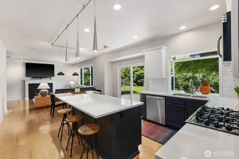 3832 113th Drive SE Snohomish WA 98290