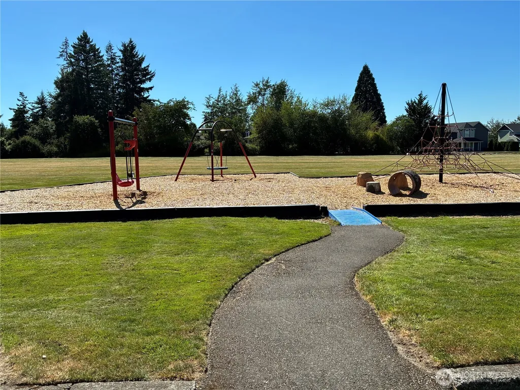 1977 Harding Street Enumclaw WA 98022