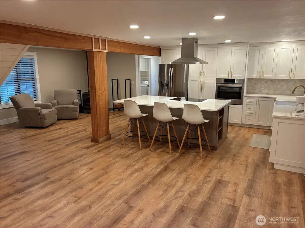 1977 Harding Street Enumclaw WA 98022