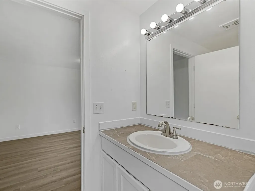 6705 49th Place NE Marysville WA 98270
