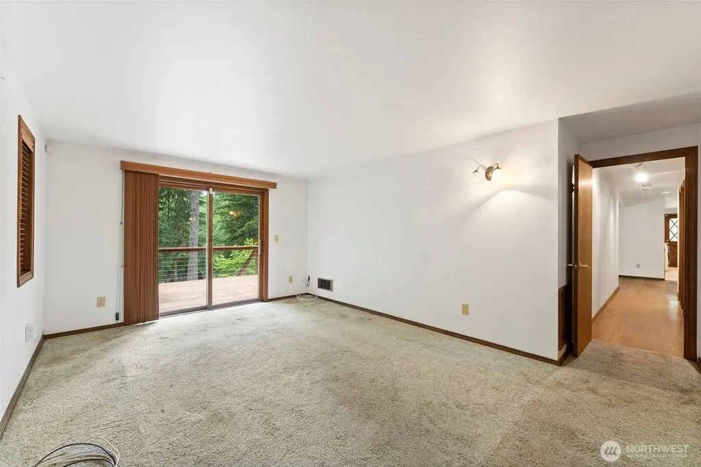 10500 SW Wicks Lake Road Port Orchard WA 98367