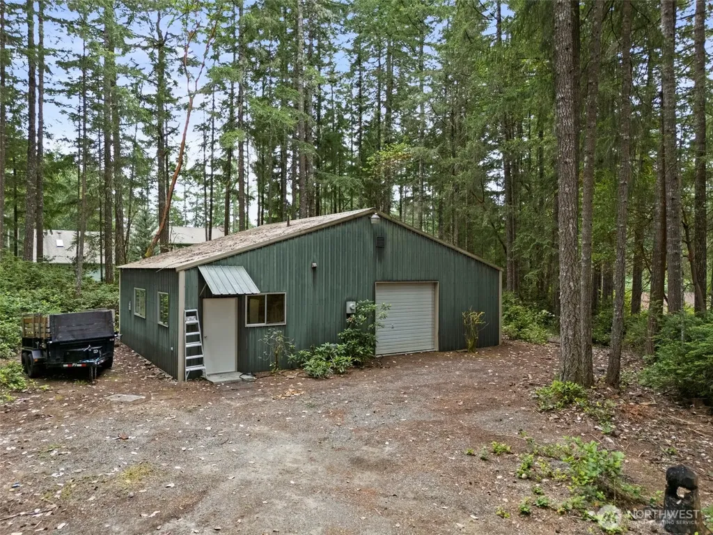 10500 SW Wicks Lake Road Port Orchard WA 98367