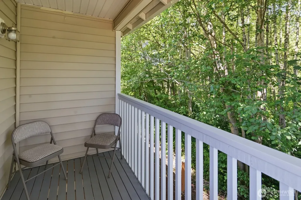 15633 26th Ave W Lynnwood WA 98087