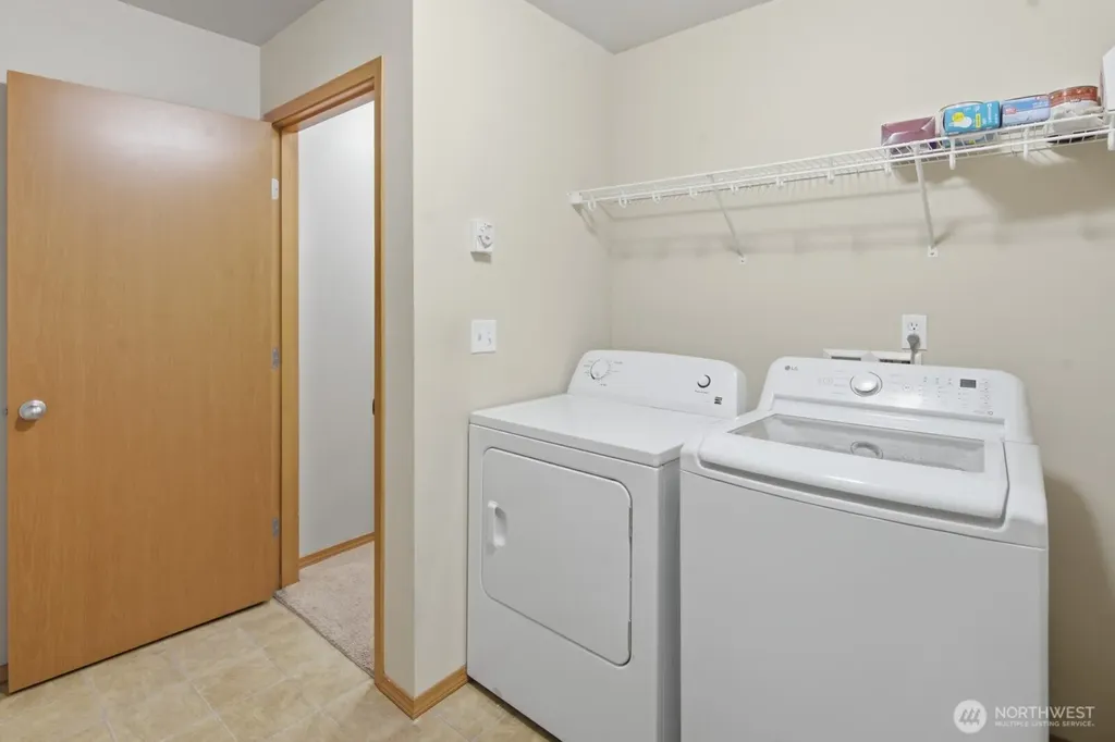 15633 26th Ave W Lynnwood WA 98087