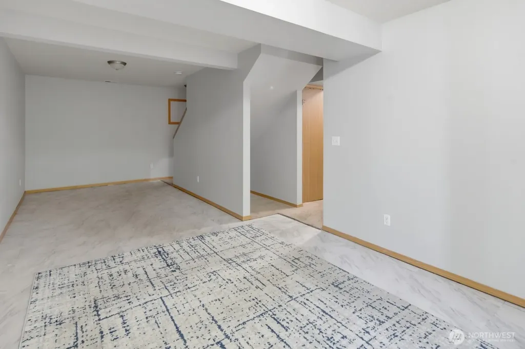 15633 26th Ave W Lynnwood WA 98087