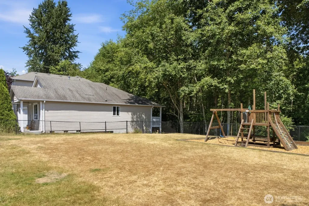 15633 26th Ave W Lynnwood WA 98087