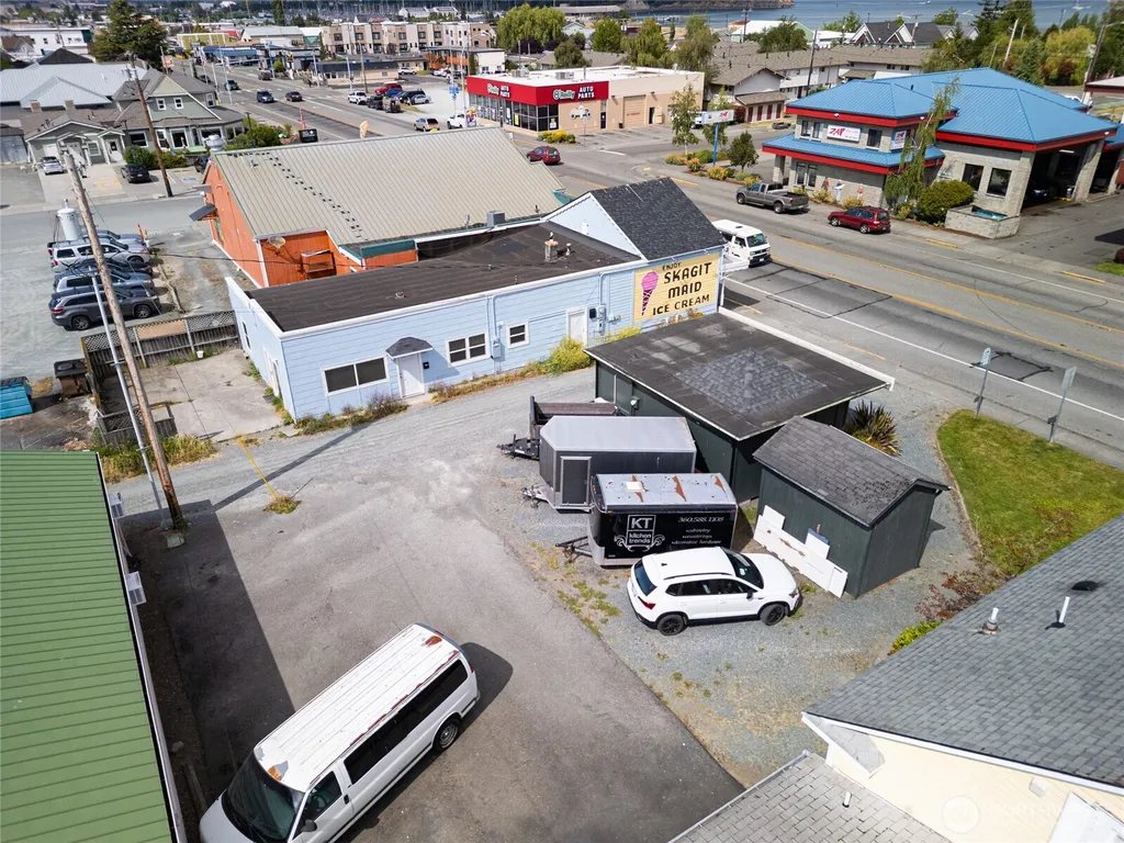 2320 Commercial Avenue Anacortes WA 98221