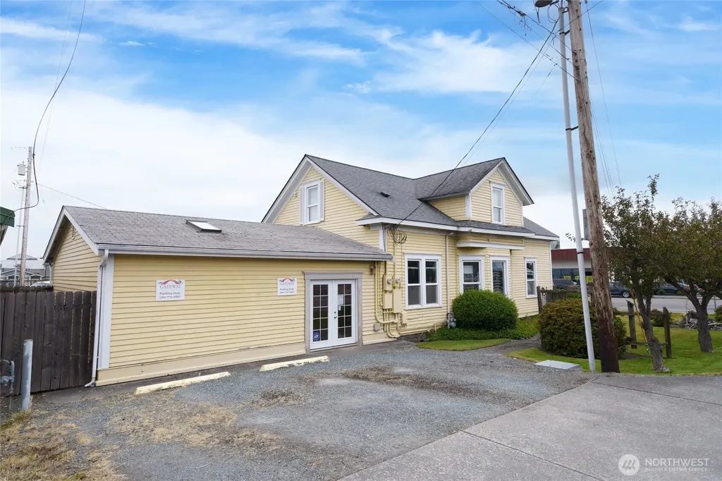2320 Commercial Avenue Anacortes WA 98221