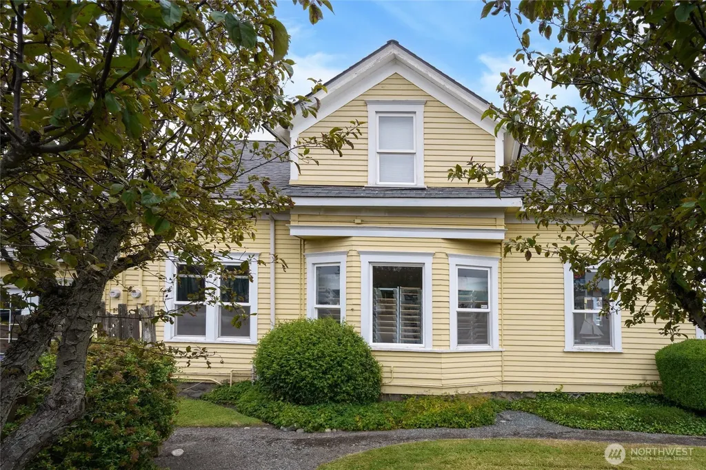 2320 Commercial Avenue Anacortes WA 98221