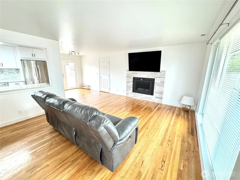 6311 188th Street SW Lynnwood WA 98037