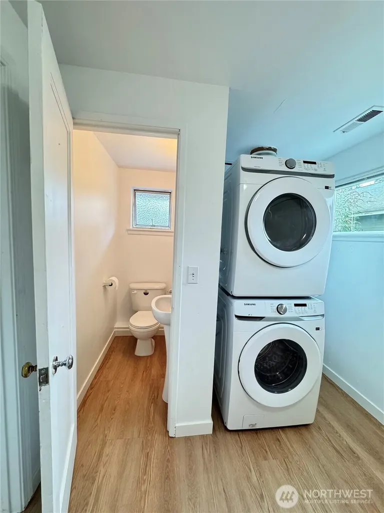 6311 188th Street SW Lynnwood WA 98037