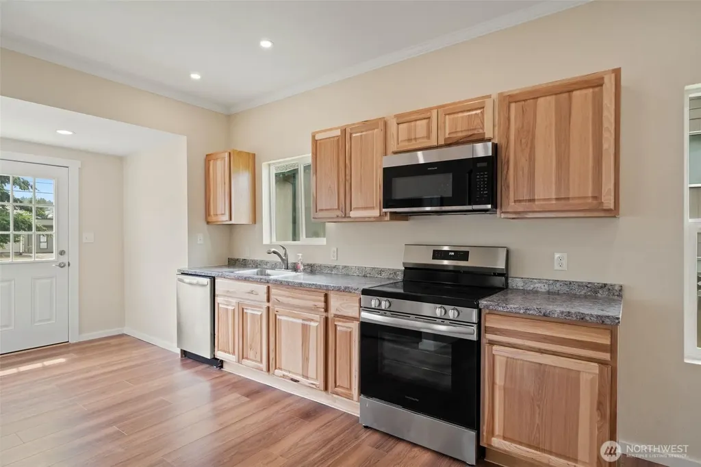 610 E 7th Street Port Angeles WA 98362