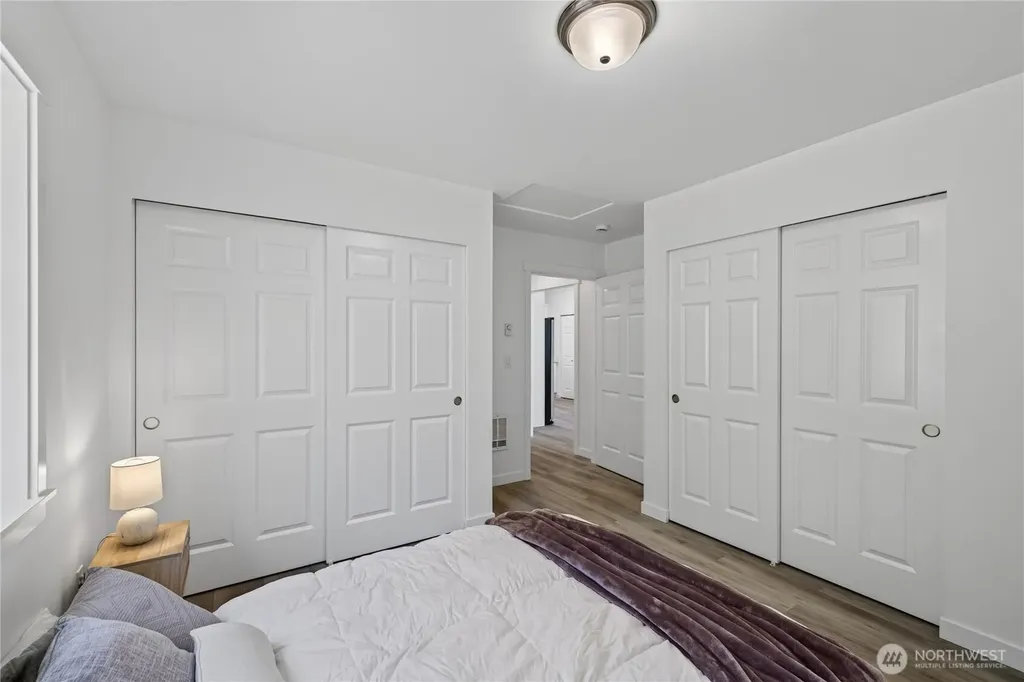 6884 Helena Clinton WA 98236
