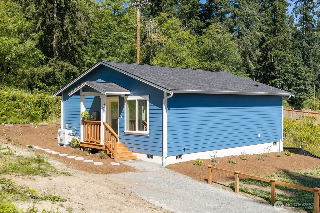 6884 Helena Clinton WA 98236