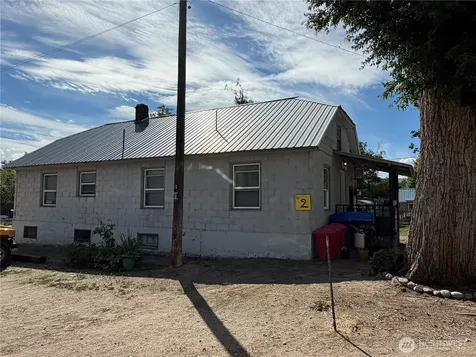309 E 7th Street Tonasket WA 98855