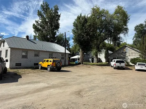309 E 7th Street Tonasket WA 98855