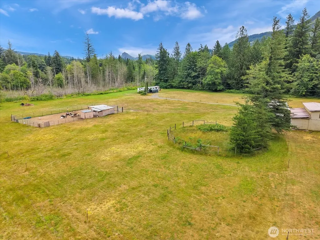 16527 415th Avenue Gold Bar WA 98251