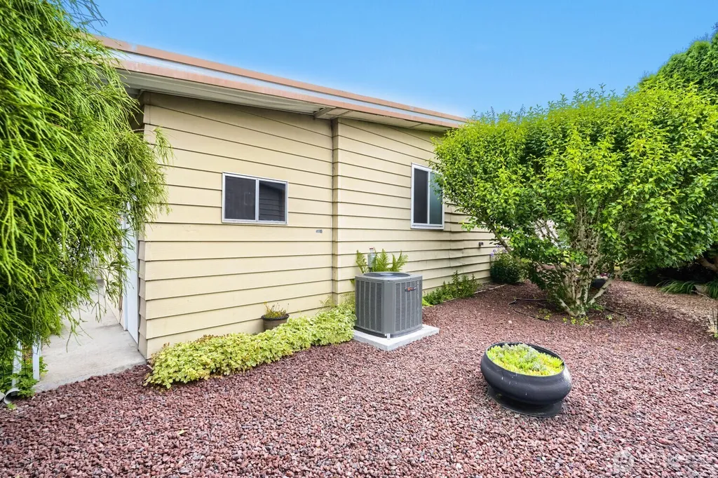 3611 I Street NE Auburn WA 98002