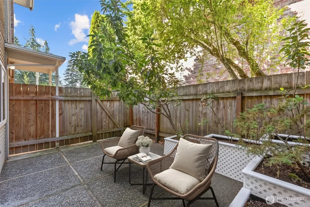 12240 SE 60th Street Bellevue WA 98006