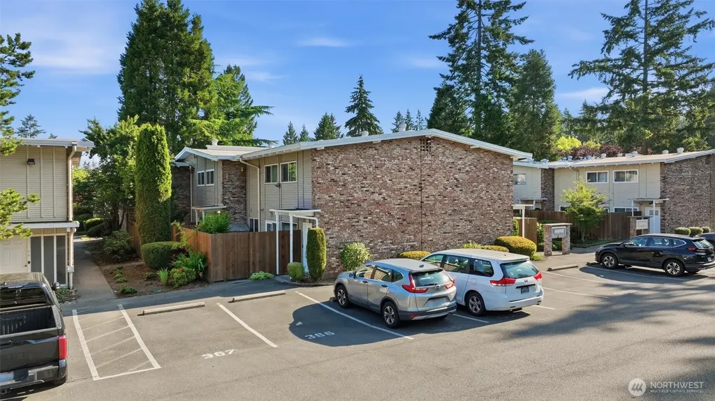 12240 SE 60th Street Bellevue WA 98006