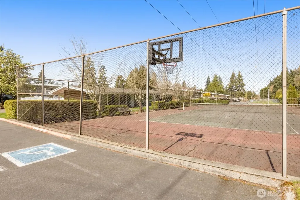 12240 SE 60th Street Bellevue WA 98006