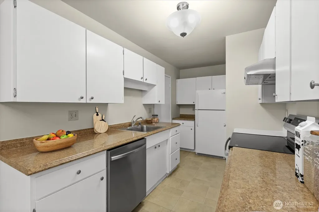12240 SE 60th Street Bellevue WA 98006