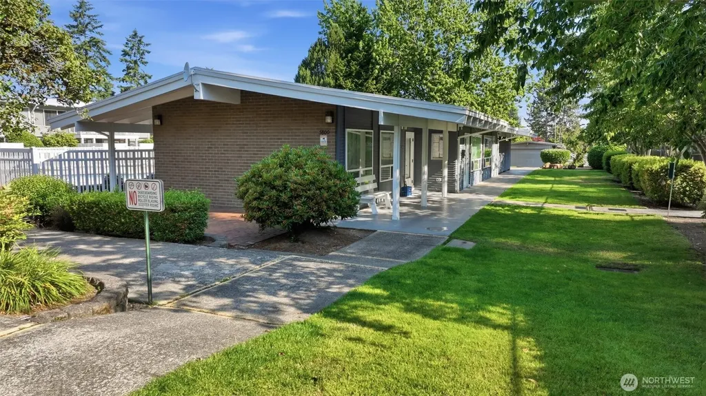 12240 SE 60th Street Bellevue WA 98006