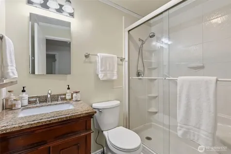 12240 SE 60th Street Bellevue WA 98006