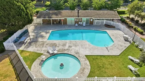 12240 SE 60th Street Bellevue WA 98006