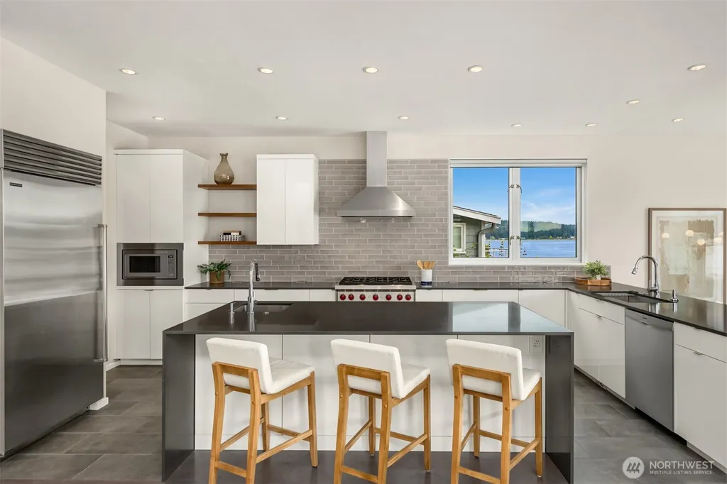 3154 Point White Drive NE Bainbridge Island WA 98110