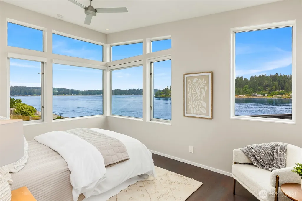 3154 Point White Drive NE Bainbridge Island WA 98110