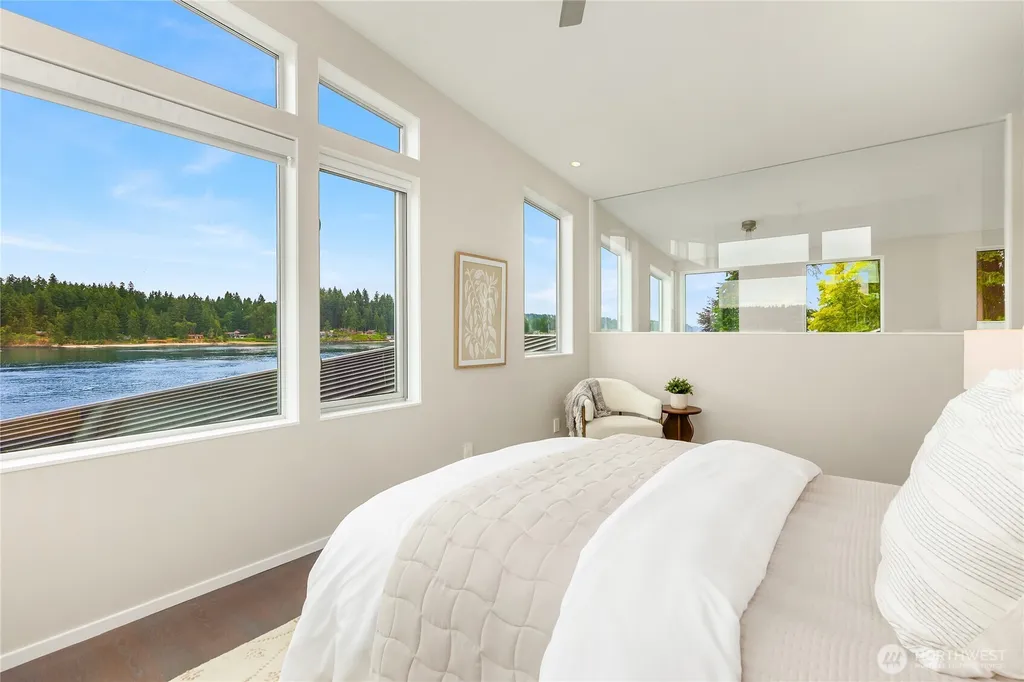 3154 Point White Drive NE Bainbridge Island WA 98110