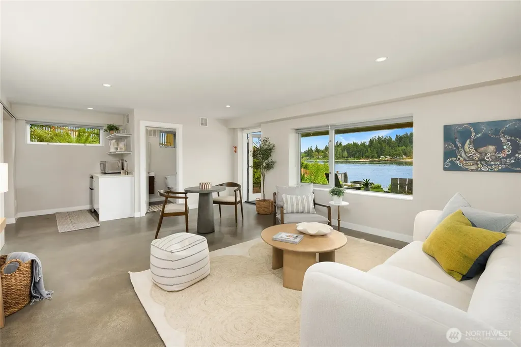 3154 Point White Drive NE Bainbridge Island WA 98110