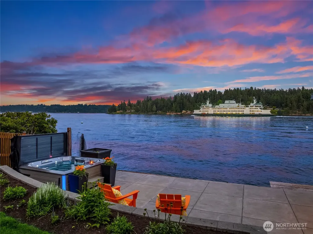 3154 Point White Drive NE Bainbridge Island WA 98110