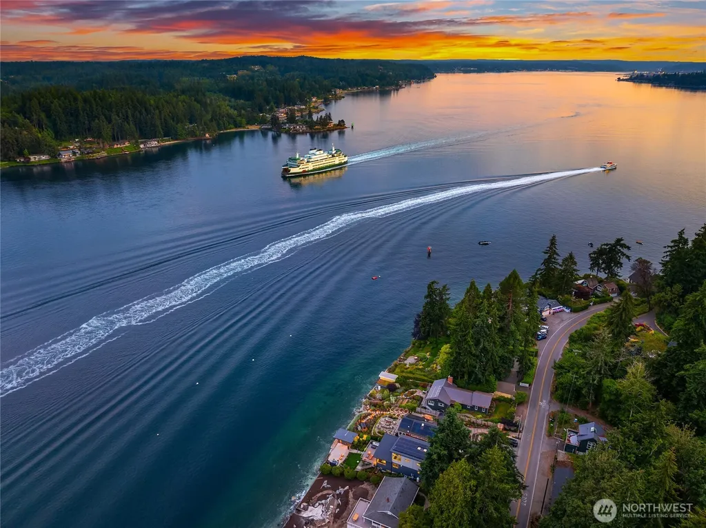 3154 Point White Drive NE Bainbridge Island WA 98110