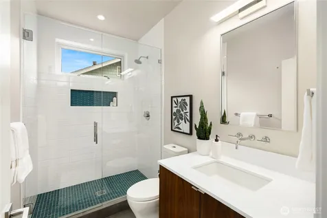 3154 Point White Drive NE Bainbridge Island WA 98110