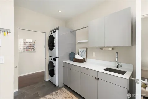 3154 Point White Drive NE Bainbridge Island WA 98110