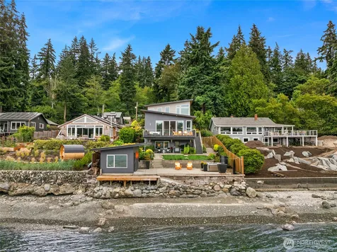 3154 Point White Drive NE Bainbridge Island WA 98110