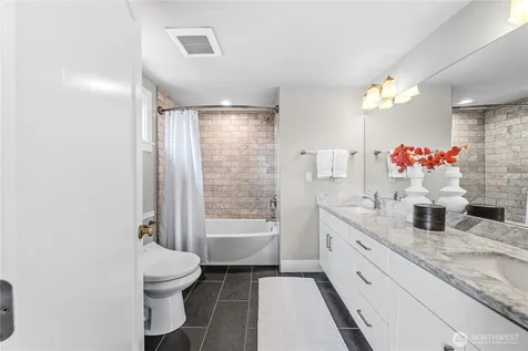 521 NE 85th Seattle WA 98115