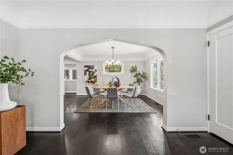 521 NE 85th Seattle WA 98115