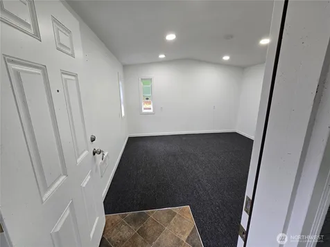 31207 W Lake Morton Drive SE Kent WA 98042
