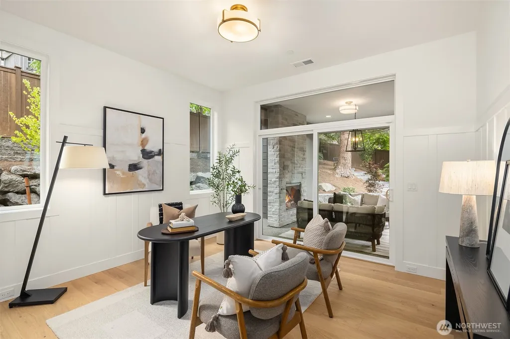 14202 NE 63rd Court Redmond WA 98052