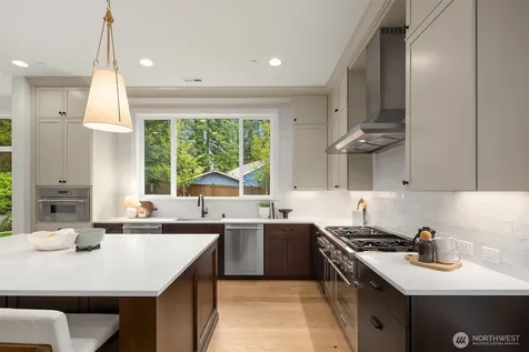 14202 NE 63rd Court Redmond WA 98052