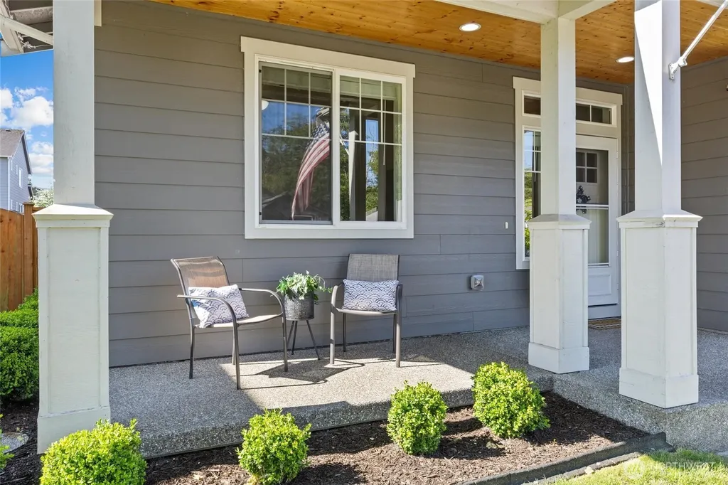 7146 289th Place NW Stanwood WA 98292
