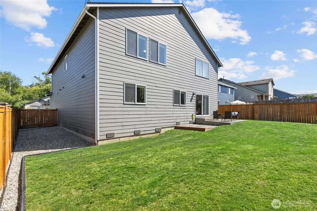 7146 289th Place NW Stanwood WA 98292