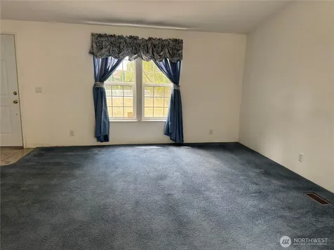 2315 NW Alan Avenue East Wenatchee WA 98802