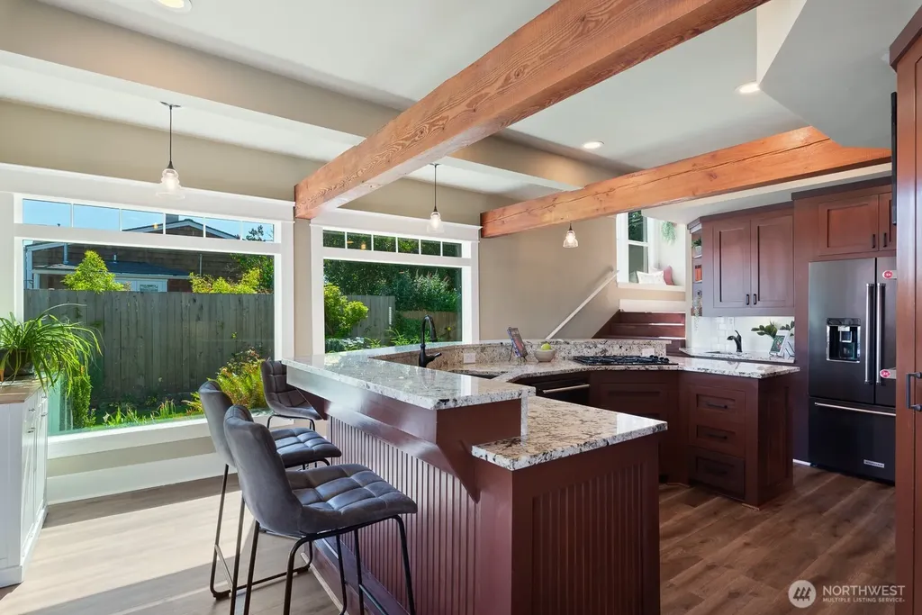 1118 4th Street Anacortes WA 98221