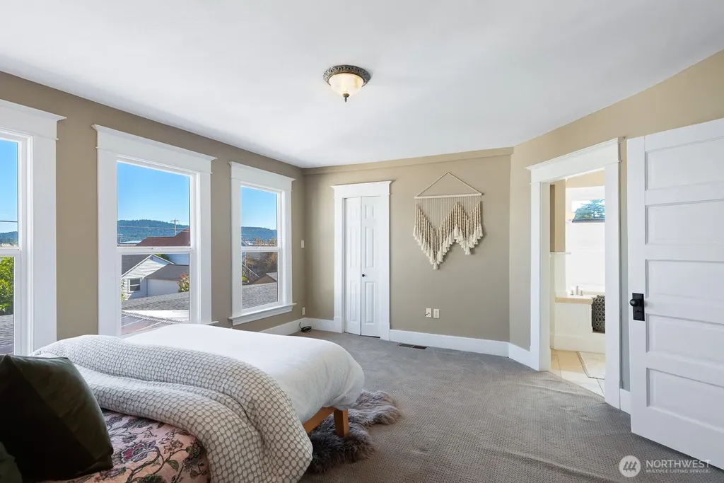 1118 4th Street Anacortes WA 98221