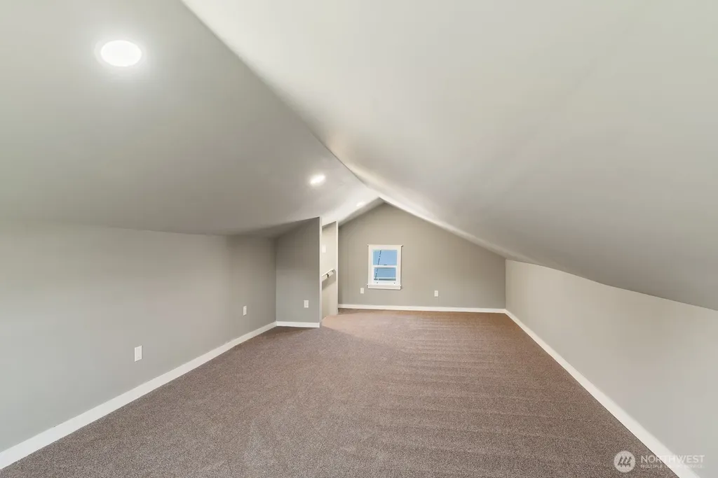1118 4th Street Anacortes WA 98221
