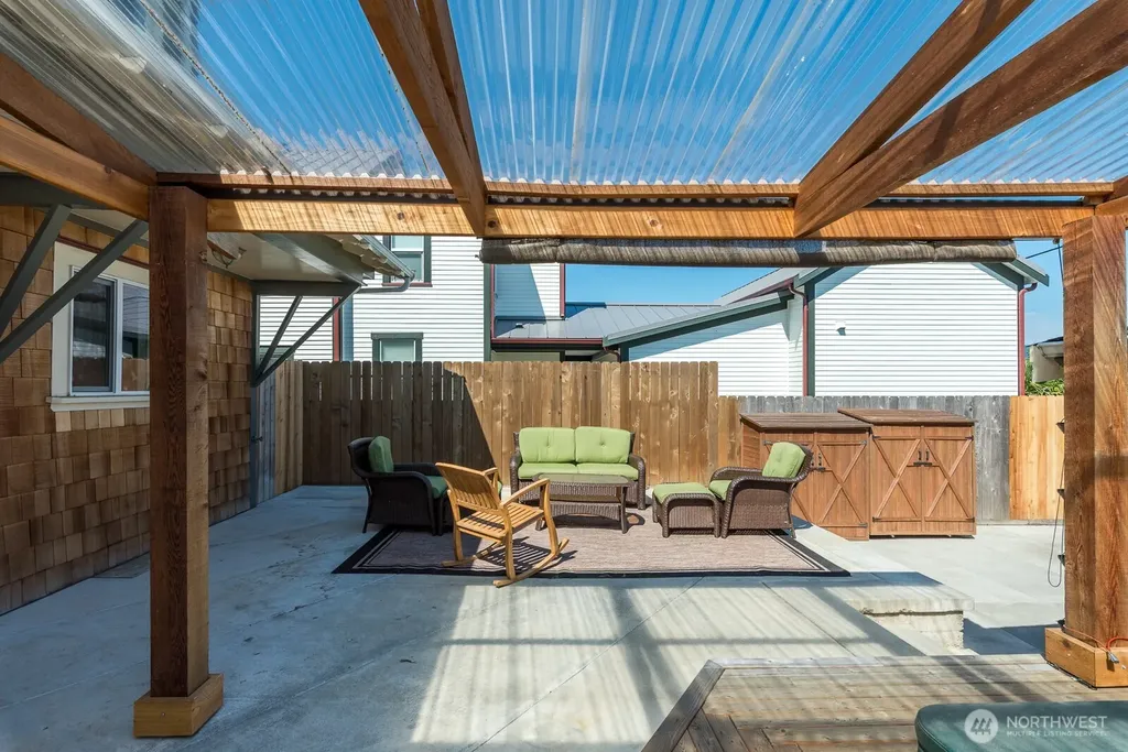 1118 4th Street Anacortes WA 98221